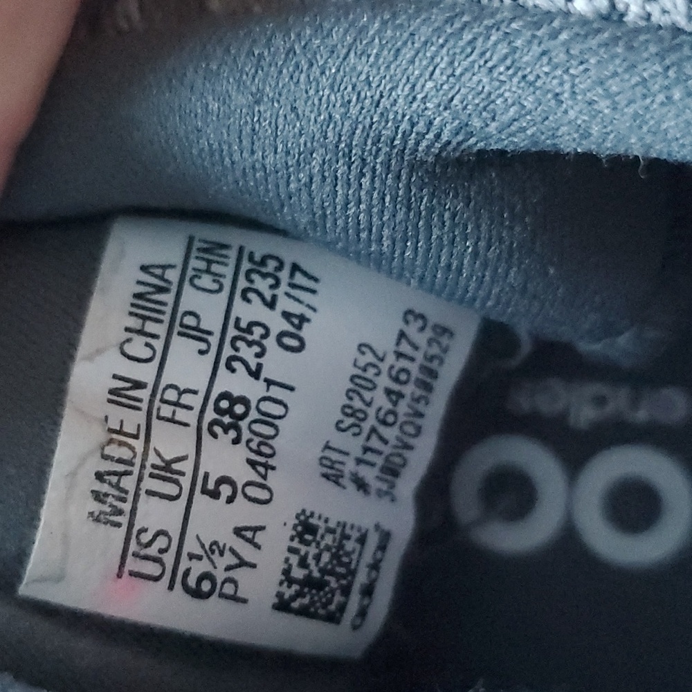 Adidas Ultra Boost  Women's Shoes - Picture 14 of 17